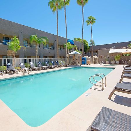 Best Western Innsuites Phoenix Hotel & Suites מראה חיצוני תמונה