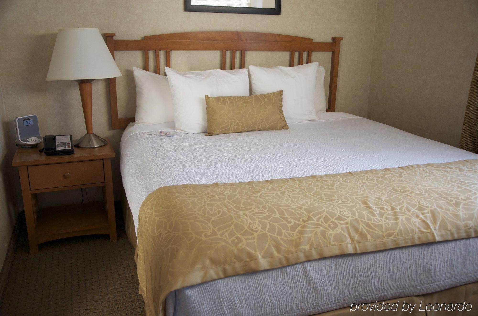 Best Western Innsuites Phoenix Hotel & Suites מראה חיצוני תמונה