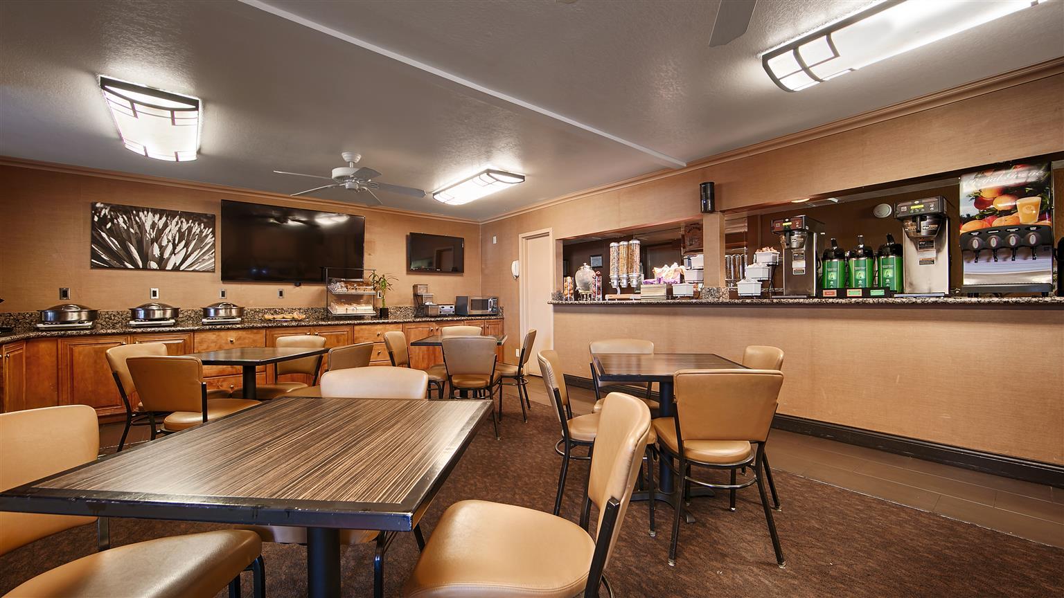 Best Western Innsuites Phoenix Hotel & Suites מראה חיצוני תמונה