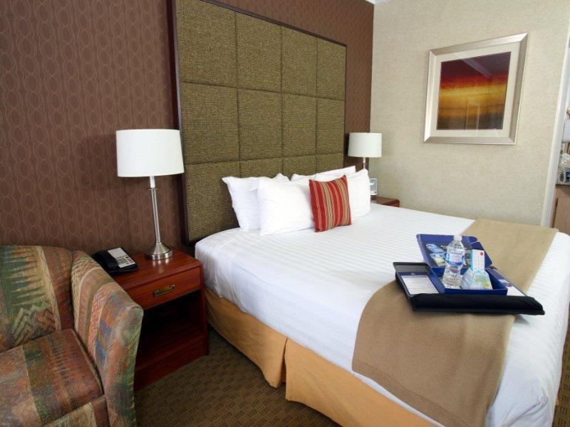 Best Western Innsuites Phoenix Hotel & Suites מראה חיצוני תמונה