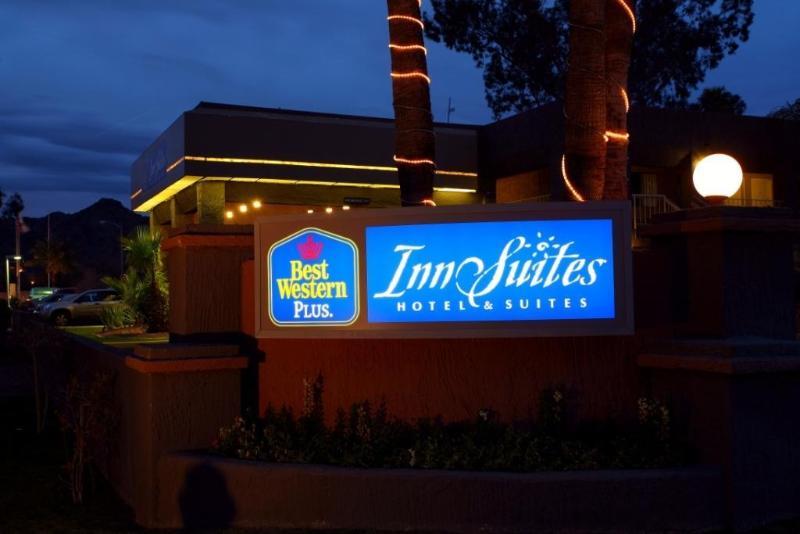 Best Western Innsuites Phoenix Hotel & Suites מראה חיצוני תמונה