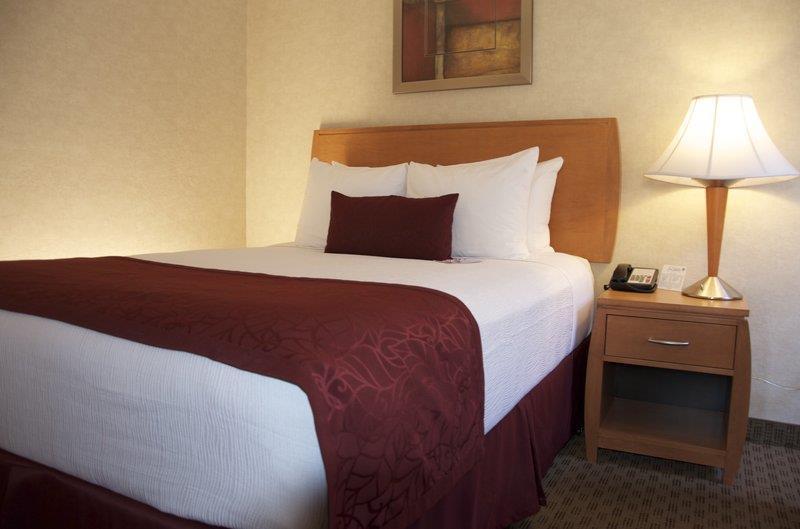 Best Western Innsuites Phoenix Hotel & Suites מראה חיצוני תמונה